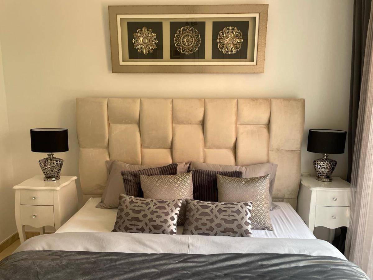 Calahonda Luxury Apartment With A Stunning Sea View Mijas Extérieur photo