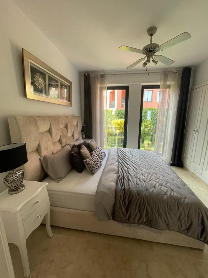 Calahonda Luxury Apartment With A Stunning Sea View Mijas Extérieur photo