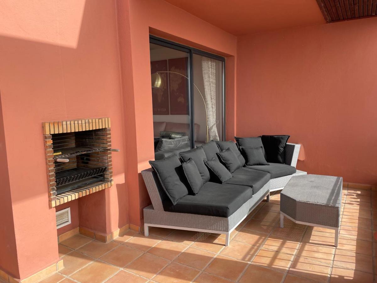 Calahonda Luxury Apartment With A Stunning Sea View Mijas Extérieur photo